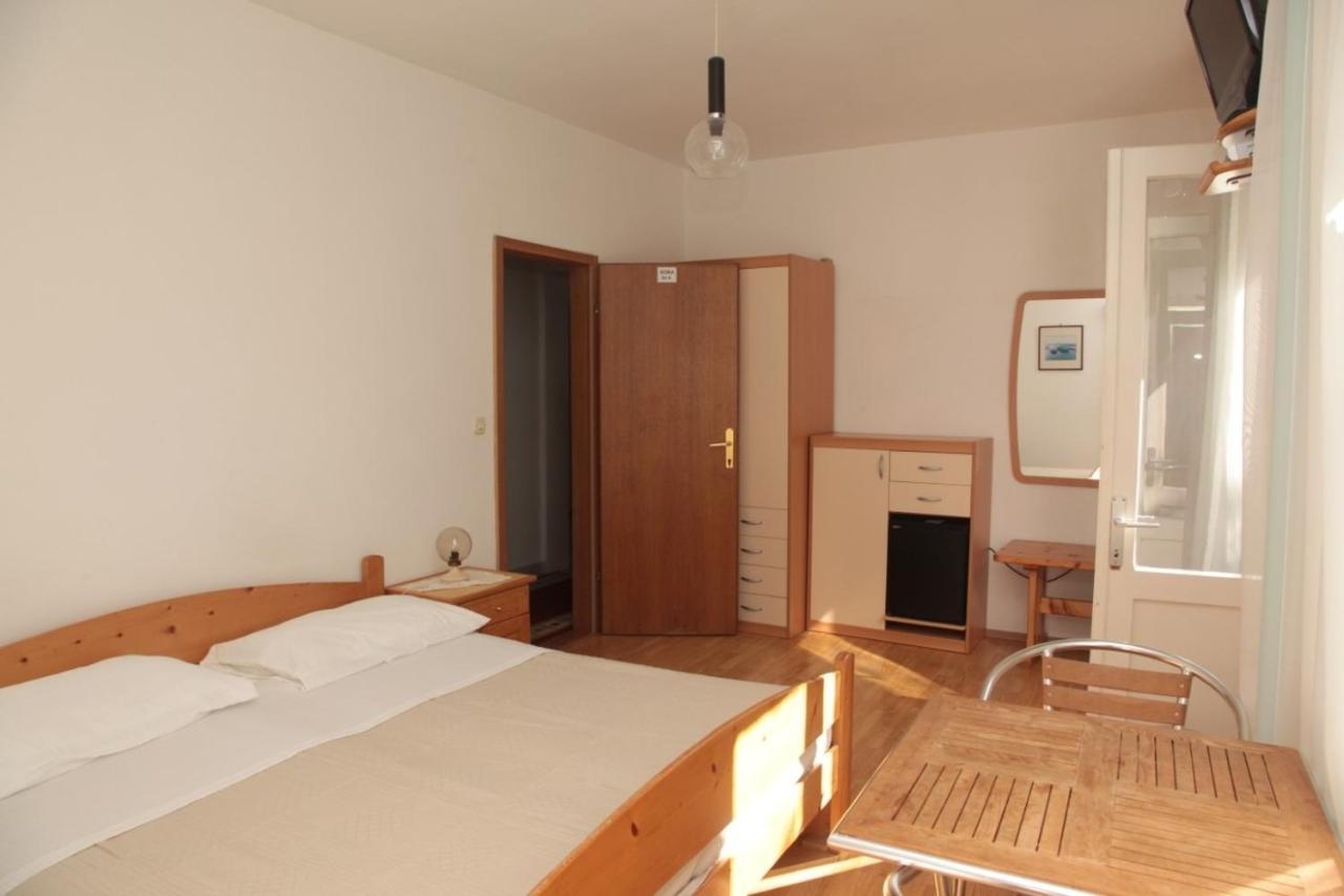 كورتْشولا App And Rooms Tereza - In Center المظهر الخارجي الصورة